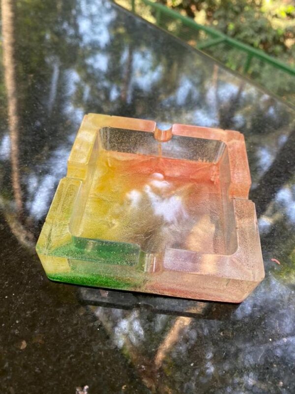 square-abstract-resin-ashtray-panda-rolling-1_720x